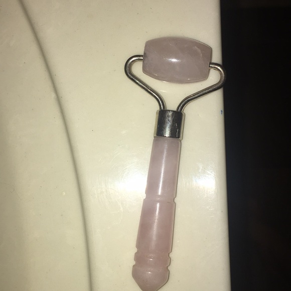 SOLD! Rose quartz face roller +rose quartz heart - Picture 1 of 3